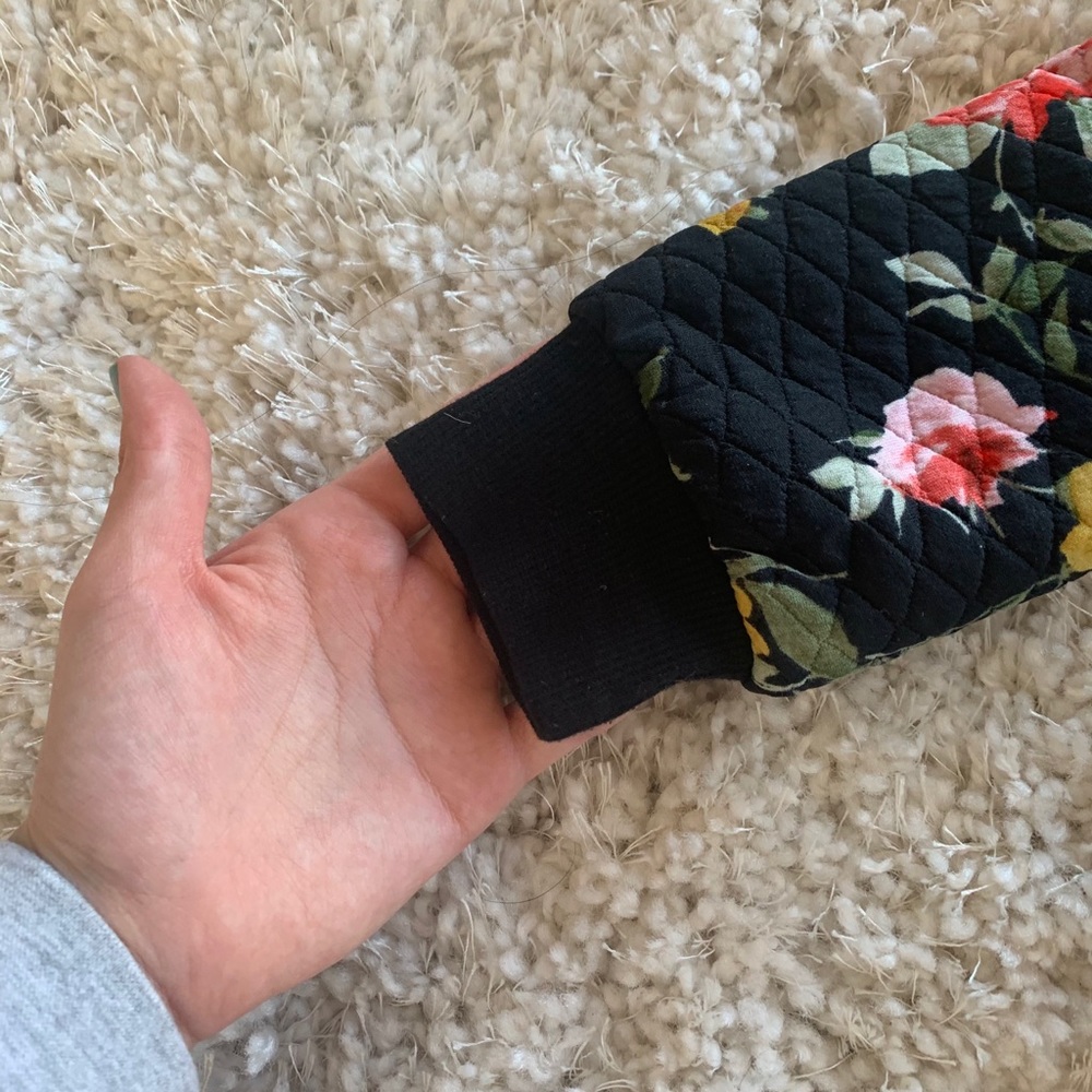 Floral Jacket - Picture 4 of 6